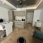 Astria By The Sea Apartment Olimp