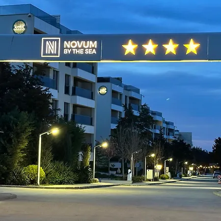 Astria By The Sea Apartamento *